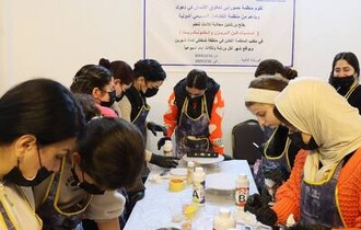 مكتب دهوك لمنظمة حمورابي يختتم اعمال ورشه على فن الريزن والكونكريت لتاهيل النساء