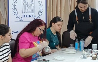 منظمة حمورابي لحقوق الإنسان تختتم ورشة تدريبية لفن الريزن لدعم عشر شابات بمهارات وفرص عمل جديدة