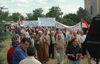 تظاهرة جماهيرية كبيرة وحاشدة للمنظمات العراقية في ولاية مشيكان للتضامن مع المسيحيين العراقيين