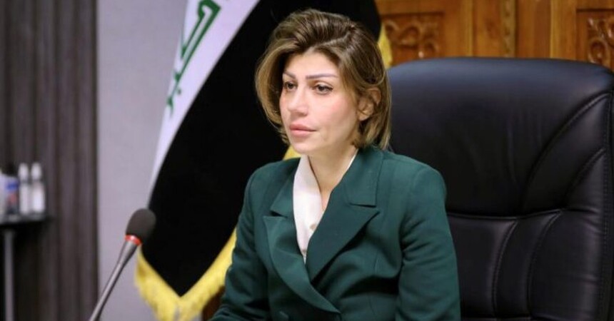 وزيرة الهجرة والمهجرين ايفان جابرو لاعبو المنتخب رفضوا زيارة مخيمات النازحين