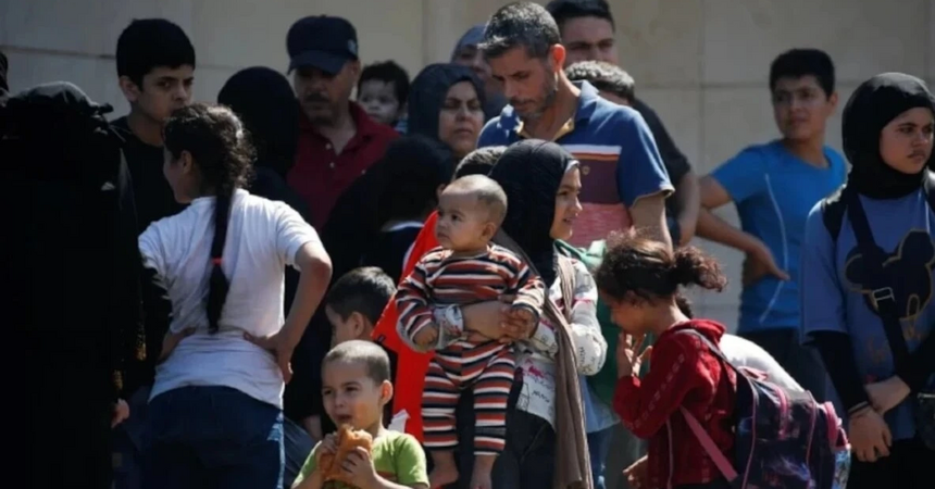 بغداد تبدأ تسيير رحلات لإعادة النازحين اللبنانيين
