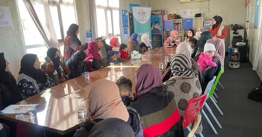 الهجرة والإقليم ينسِّقان لتعزيز الجانب الصحي بمخيمات النازحين
