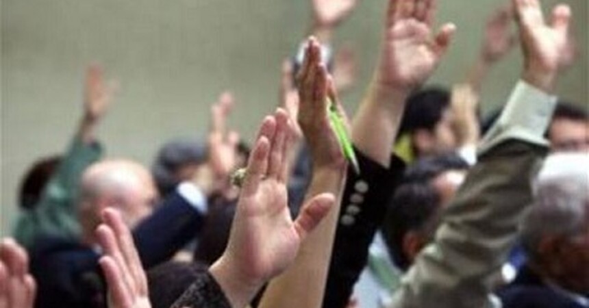 البرلمان يقر اتفاقية الملاحة البحرية مع الكويت ويؤجل التصويت على مرشحي مجلس الخدمة