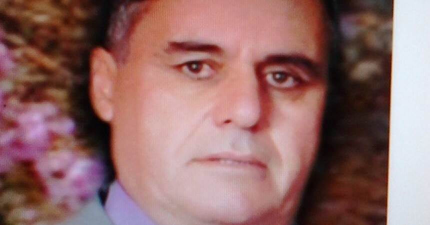 ما بين البيضة والدجاجة تتراوح تسميتنا