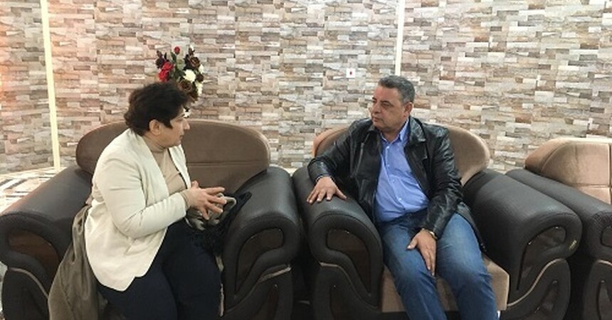 السيد قائمقام قضاءالحمدانية السيد عصام دعبول يستقبل السيدة باسكال وردا