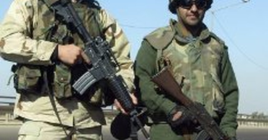 تنظيم القاعدة في العراق يعرض على الأميركيين انسحابا آمنا خلال شهر